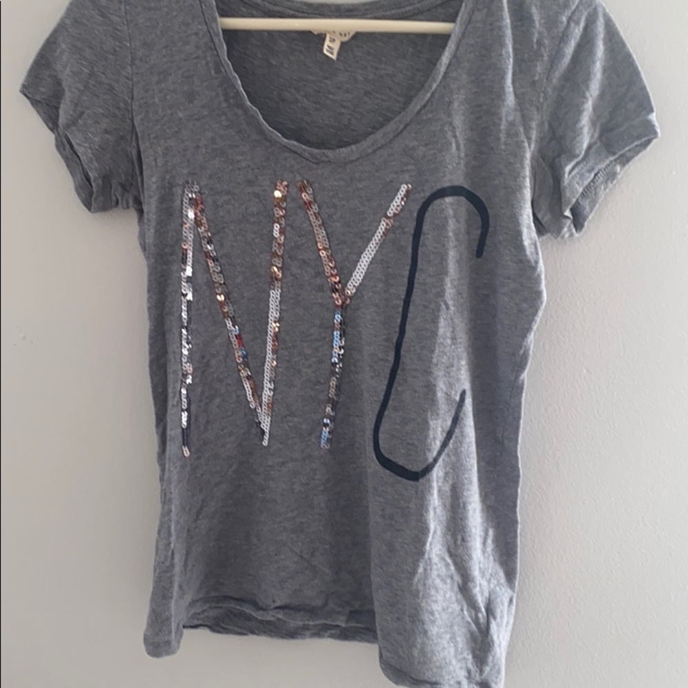 Graphic t-shirt